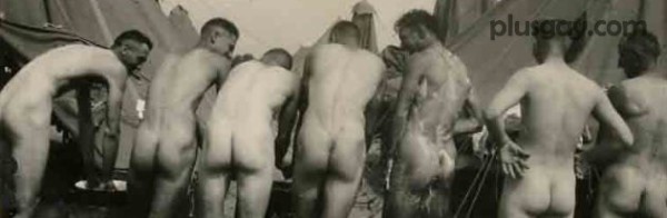 Naked-soldiers-washing-at-a-camp---1920sea82414b6006ca81.jpg